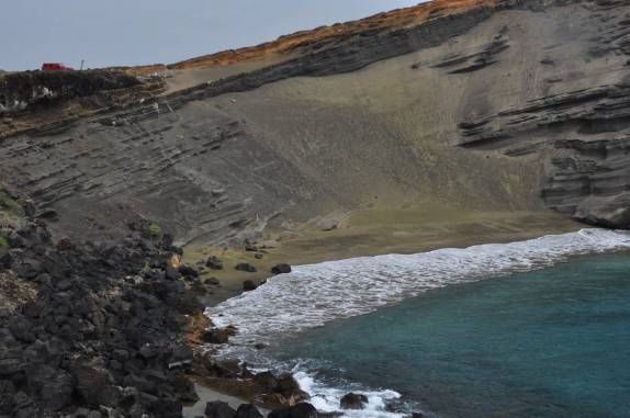 A bela praia de Green Sand Beach, no sul da Big Island, no Havaí